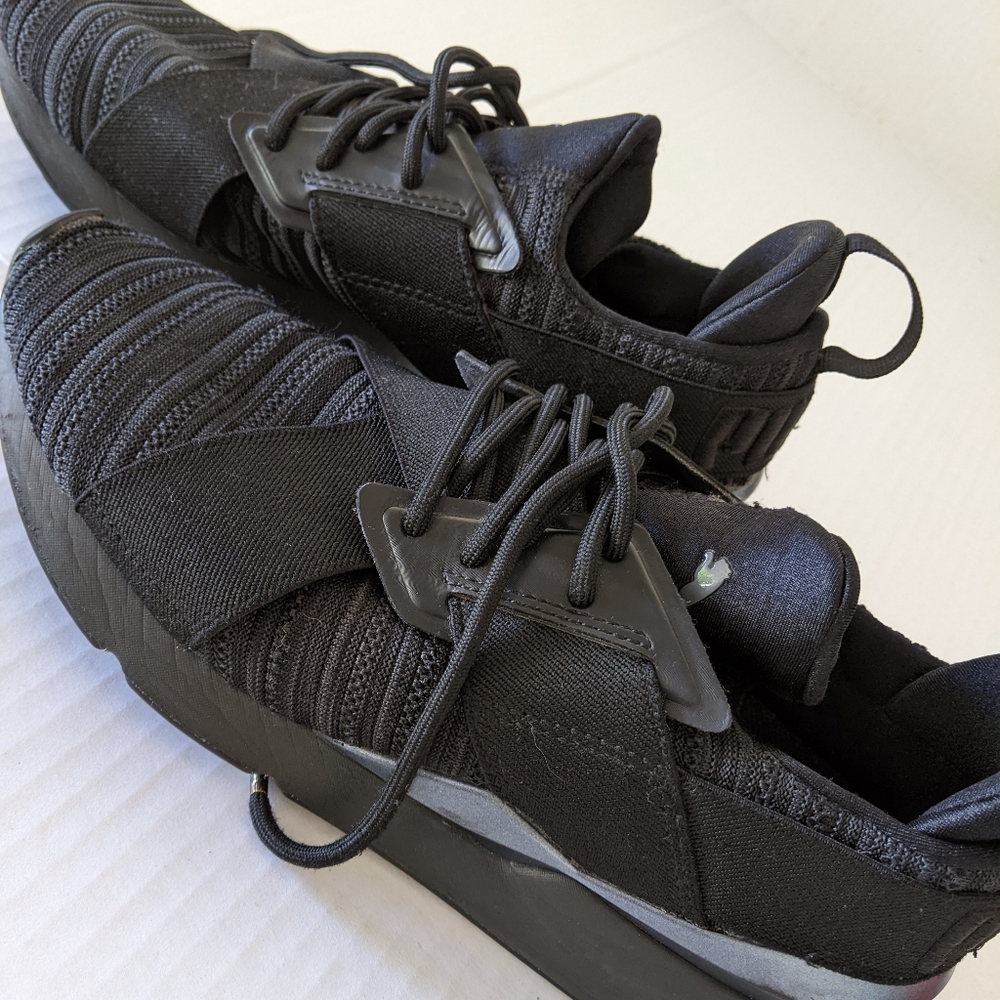 Women's puma knit casual sneakers